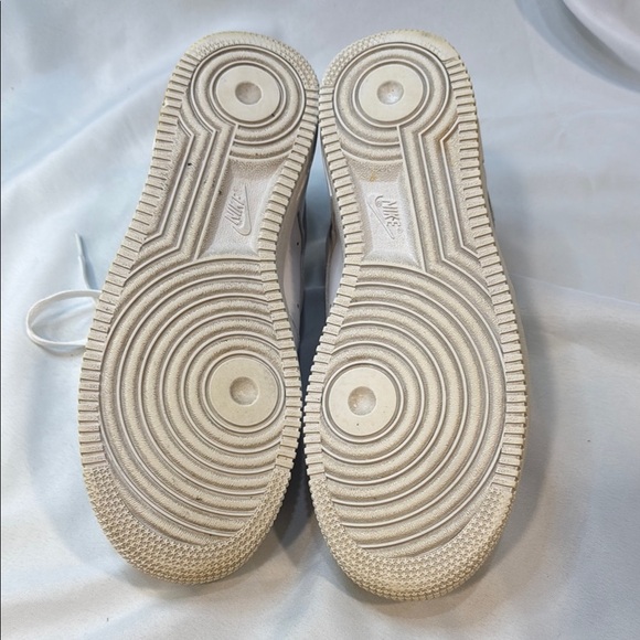Nike Air Force-1 Womens size 8.5 Sneakers white leather low top, pre-owned, nice - Picture 8 of 10